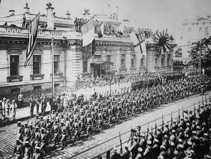«Образ врага-буржуя»: кому помогли интервенты, вторгшиеся в Россию в 1918 году