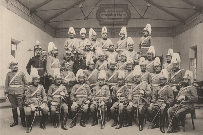 Офицеры испанского полка в 1910 году