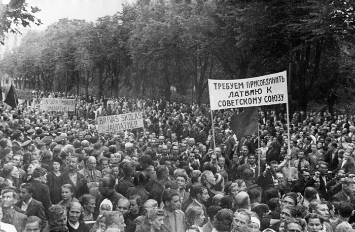 Будем ли платить за «оккупацию» Прибалтики Советским Союзом?