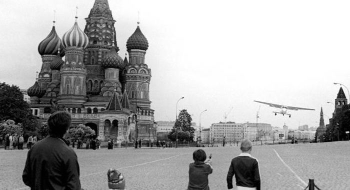 Немецкий самолет на Красной площади: пять случайностей Матиаса Руста