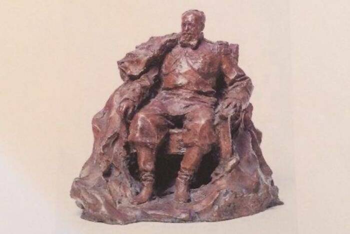 Самый спорный памятник российскому императору