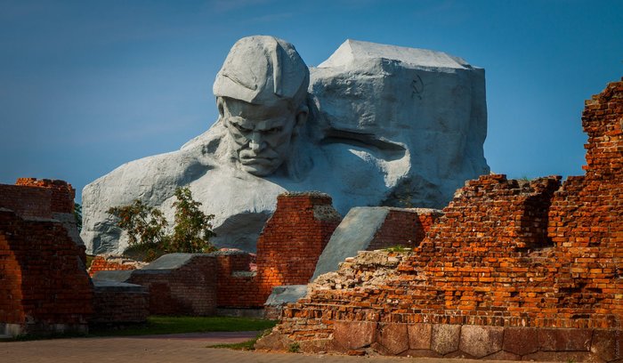 Брестская крепость: вековая история мужества