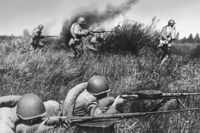 Советские солдаты в боях за Ржев