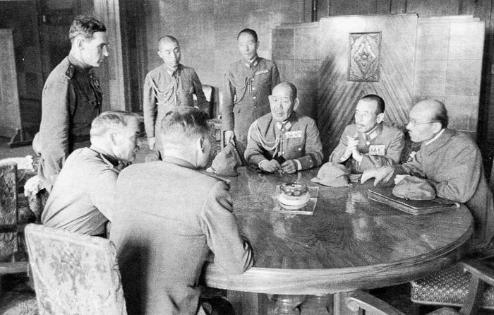 Переговоры советского командования с представителями штаба Квантунской армии об условиях капитуляции японских войск