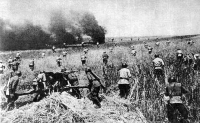 Советские войска в наступлении