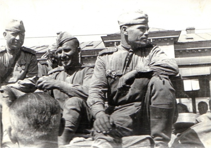 Советские солдаты в Бухаресте