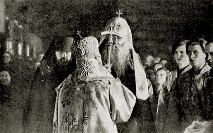 Интронизация Патриарха Московского и всея Руси Сергия в Патриаршем Богоявленском соборе в Москве, 12 сентября 1943 года