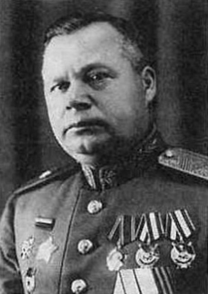 . Командир 4-й гвардейской стрелковой дивизии гвардии генерал-майор Петр Москвитин, фотография 1945 года