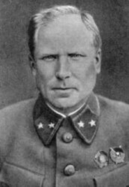 Генерал-лейтенант Иван Руссианов, командир 1-й гвардейской стрелковой дивизии, конец 1941 года