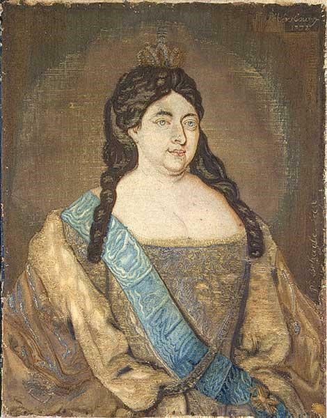 Портрет Анны Иоанновны на шелке.