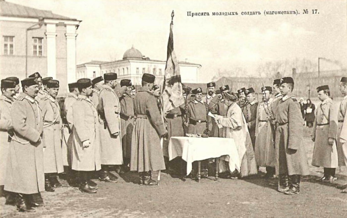 Принятие присяги у новобранцев-мусульман, Перновский 3-й гренадерский полк, Москва, март 1904 года