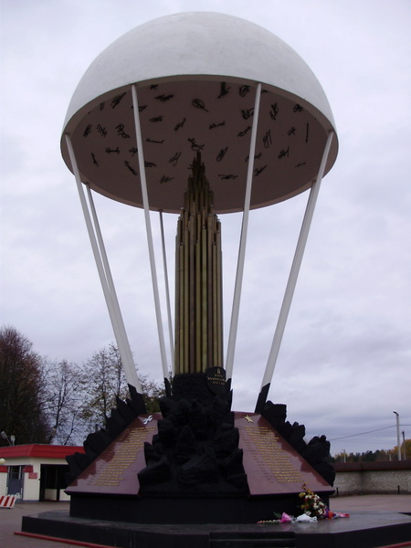 Памятник 6-й роте в деревне Черёха Псковской области