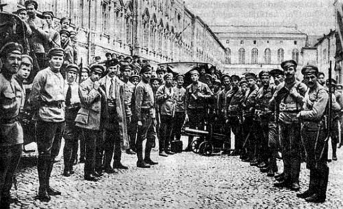 9-й латышский стрелковый полк после подавления левоэсеровского мятежа в Москве, 1918 год
