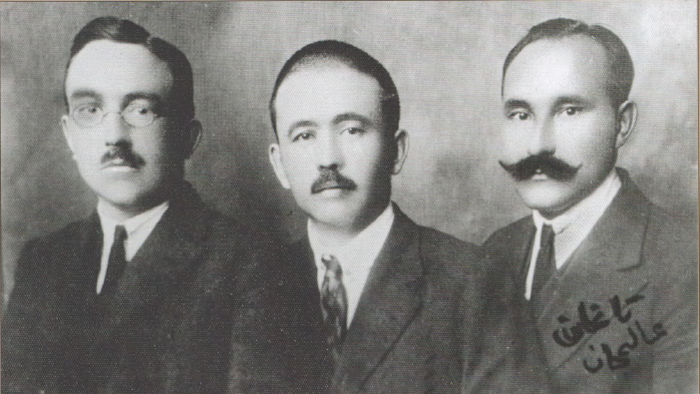 Башкирские националисты в эмиграции. А. Валиди, А. Инан, Г. Таган. Будапешт, 1925 год